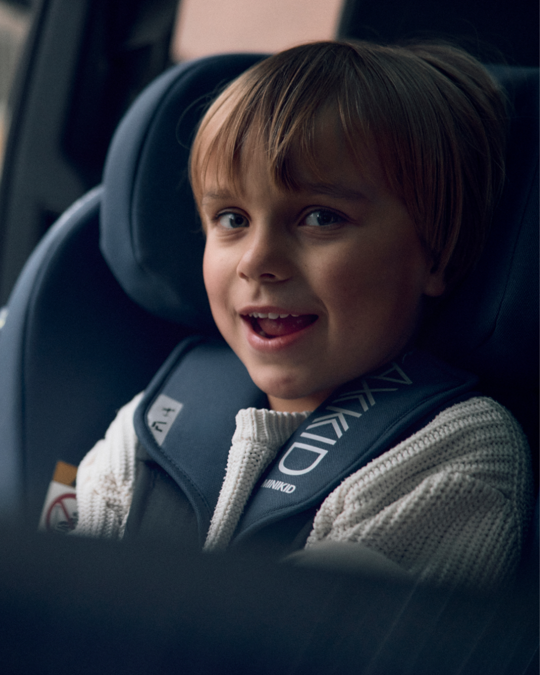 Axkid bilbarnstolar hos BabySam